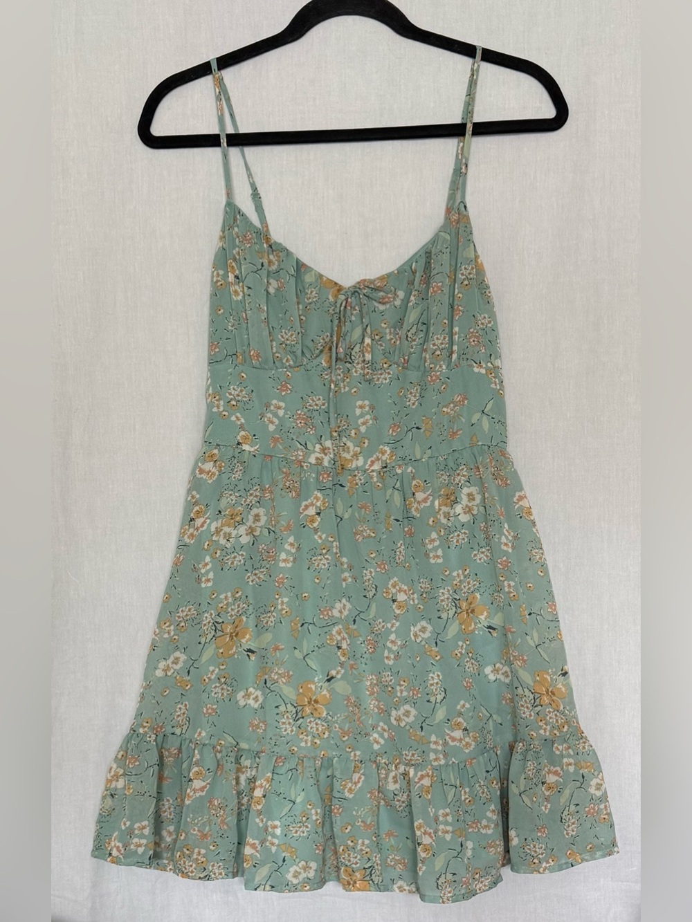 NWT Windsor Babydoll Dress Sage Green Floral Adjustable Straps Ruffle Skirt M